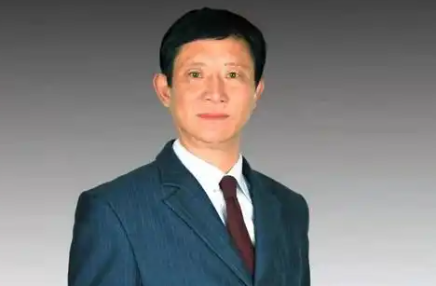 吴秀峰创新研发中医经方特色技术调治疑难杂症